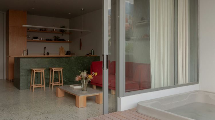 Wake Medellin Room