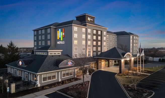 EVEN Hotel Chicago-Tinley Park Conv Ctr Exterior