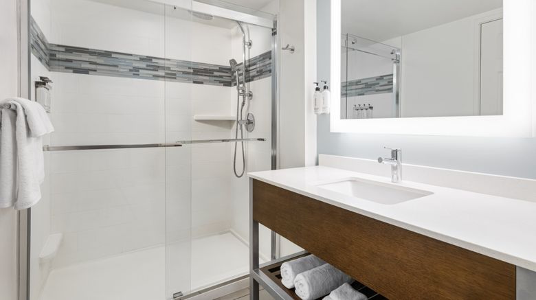 <b>EVEN Hotel Chicago-Tinley Park Conv Ctr Room</b>. Images powered by <a href="https://www.leonardoworldwide.com/" title="Leonardo Worldwide" target="_blank">Leonardo</a>.