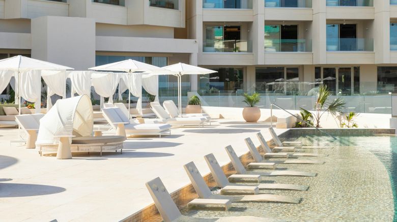 <b>JOIA Aruba by Iberostar Pool</b>. Images powered by <a href="https://www.leonardoworldwide.com/" title="Leonardo Worldwide" target="_blank">Leonardo</a>.