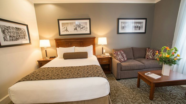 <b>Hume Hotel Room</b>. Images powered by <a href="https://www.leonardoworldwide.com/" title="Leonardo Worldwide" target="_blank">Leonardo</a>.