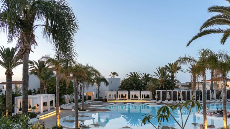 <b>Caramel Grecotel Boutique Resort Pool</b>. Images powered by <a href="https://www.leonardoworldwide.com/" title="Leonardo Worldwide" target="_blank">Leonardo</a>.