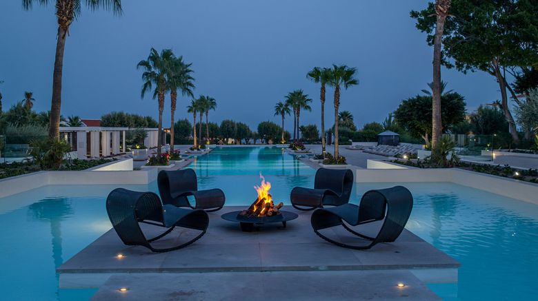 <b>Grecotel Luxme Dama Dama Meeting</b>. Images powered by <a href="https://www.leonardoworldwide.com/" title="Leonardo Worldwide" target="_blank">Leonardo</a>.