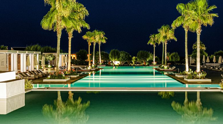 <b>Grecotel Luxme Dama Dama Pool</b>. Images powered by <a href="https://www.leonardoworldwide.com/" title="Leonardo Worldwide" target="_blank">Leonardo</a>.
