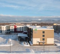 Holiday Inn Express & Suites Anchorage Exterior