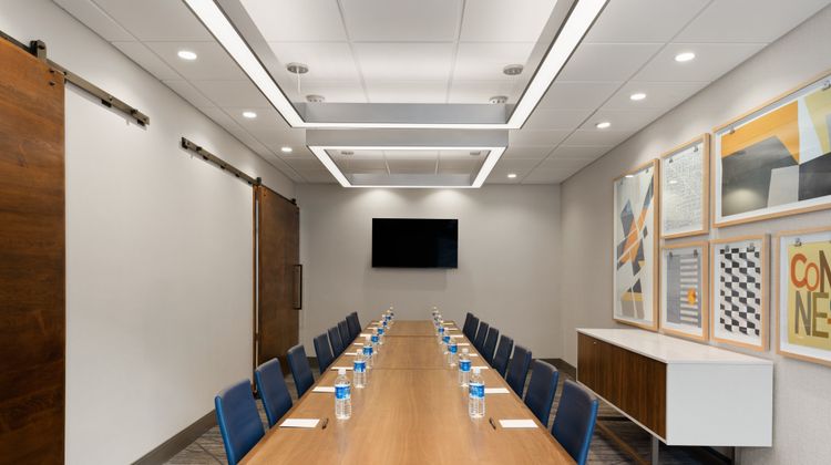 Holiday Inn Express & Suites Anchorage Meeting