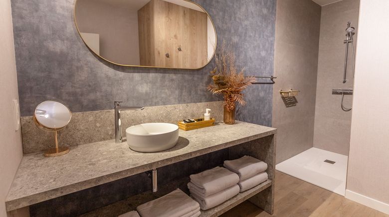 <b>Abalona Hotel & Apartments Room</b>. Images powered by <a href="https://www.leonardoworldwide.com/" title="Leonardo Worldwide" target="_blank">Leonardo</a>.