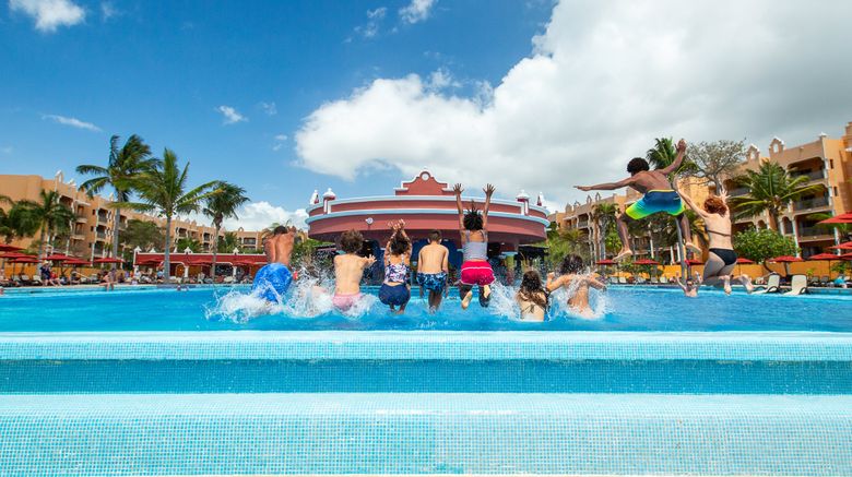 <b>Holiday Inn Club Vacations Royal Haciend Pool</b>. Images powered by <a href="https://www.leonardoworldwide.com/" title="Leonardo Worldwide" target="_blank">Leonardo</a>.