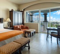 Holiday Inn Club Grand Residences Room