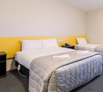 C-Motel Christchurch Room