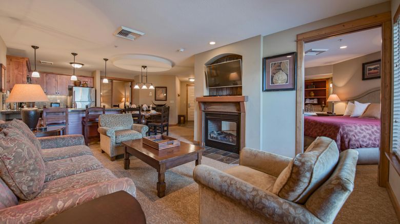 <b>Silver Mountain Resort Suite</b>. Images powered by <a href="https://www.leonardoworldwide.com/" title="Leonardo Worldwide" target="_blank">Leonardo</a>.