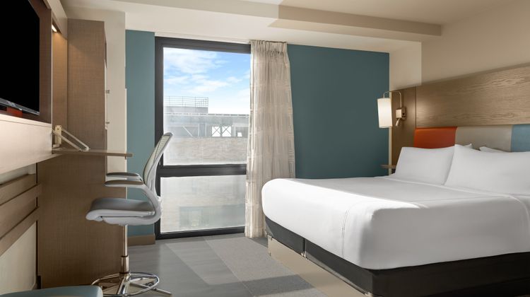 EVEN Hotel Brooklyn Room