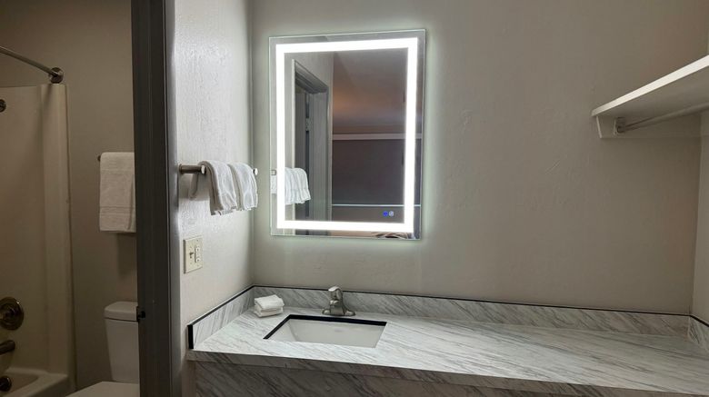 <b>Red Roof Inn Reno - Downtown Room</b>. Images powered by <a href="https://www.leonardoworldwide.com/" title="Leonardo Worldwide" target="_blank">Leonardo</a>.