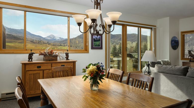 <b>The Villas at Snowmass Club Restaurant</b>. Images powered by <a href="https://www.leonardoworldwide.com/" title="Leonardo Worldwide" target="_blank">Leonardo</a>.