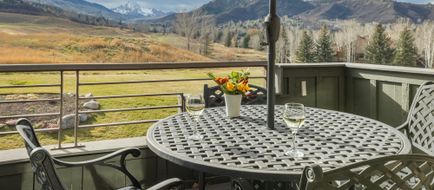 The Villas at Snowmass Club Room