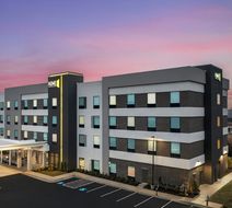 Home2 Suites Ashburn Exterior