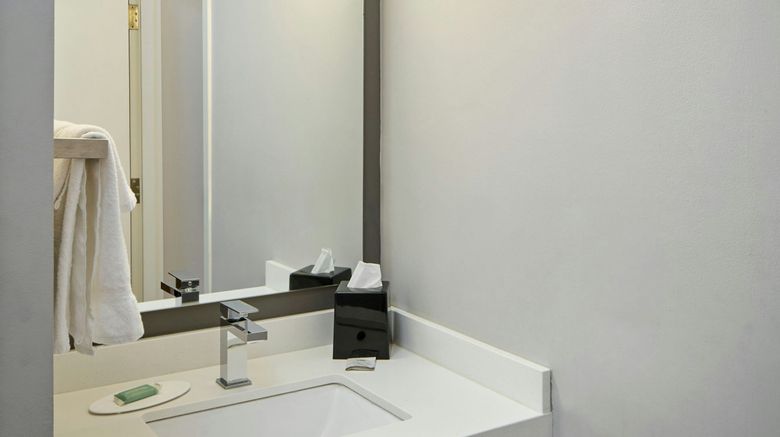<b>Courtyard By Marriott Newark Granville Room</b>. Images powered by <a href="https://www.leonardoworldwide.com/" title="Leonardo Worldwide" target="_blank">Leonardo</a>.