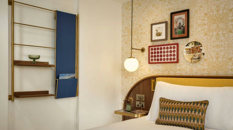<b>The Cura Hotel Kensington Room</b>. Images powered by <a href="https://www.leonardoworldwide.com/" title="Leonardo Worldwide" target="_blank">Leonardo</a>.
