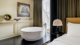 <b>Roomers Munich, Autograph Collection Suite</b>. Images powered by <a href="https://www.leonardoworldwide.com/" title="Leonardo Worldwide" target="_blank">Leonardo</a>.
