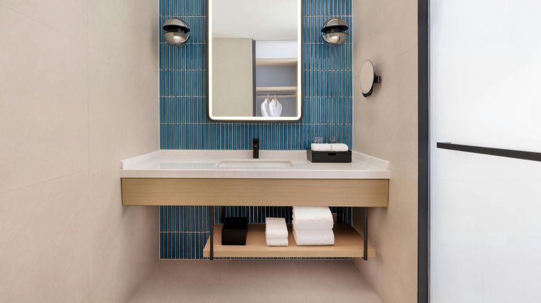 <b>Four Points Sheraton Tianshui Room</b>. Images powered by <a href="https://www.leonardoworldwide.com/" title="Leonardo Worldwide" target="_blank">Leonardo</a>.