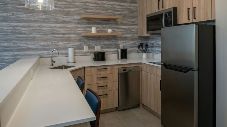 <b>Residence Inn Downtwn Marriott Room</b>. Images powered by <a href="https://www.leonardoworldwide.com/" title="Leonardo Worldwide" target="_blank">Leonardo</a>.