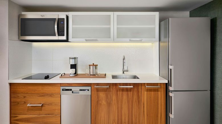 <b>Omage Hotel Montreal/Laval Room</b>. Images powered by <a href="https://www.leonardoworldwide.com/" title="Leonardo Worldwide" target="_blank">Leonardo</a>.