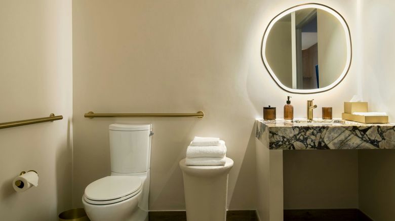 <b>Unframed Miami Beach Room</b>. Images powered by <a href="https://www.leonardoworldwide.com/" title="Leonardo Worldwide" target="_blank">Leonardo</a>.