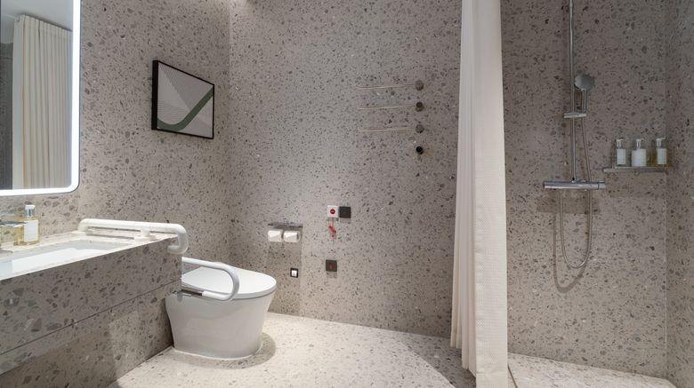 <b>Holiday Inn Quanzhou Jinjiang Airport Room</b>. Images powered by <a href="https://www.leonardoworldwide.com/" title="Leonardo Worldwide" target="_blank">Leonardo</a>.