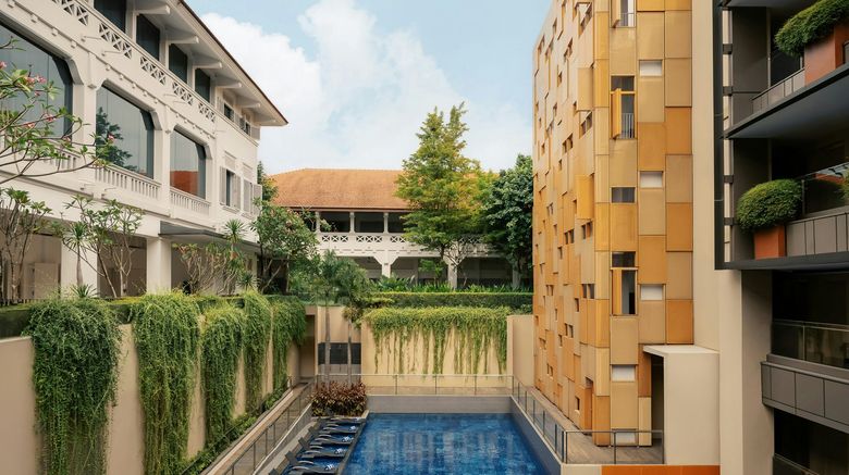 <b>Oasia Resort Sentosa Pool</b>. Images powered by <a href="https://www.leonardoworldwide.com/" title="Leonardo Worldwide" target="_blank">Leonardo</a>.