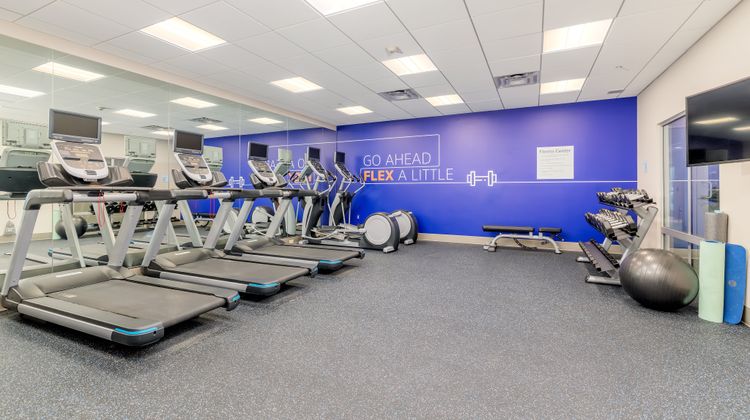 Holiday Inn Express & Suites Medford Health Club