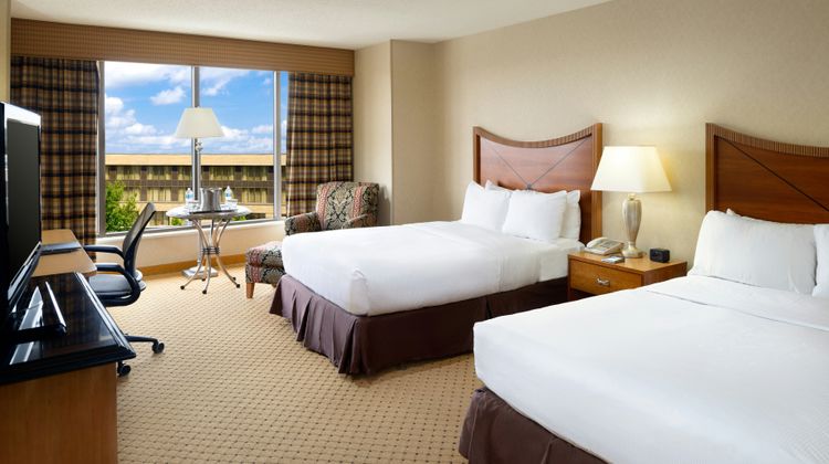 DoubleTree by Hilton Washington Dulles Room