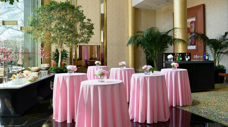 DoubleTree by Hilton Washington Dulles Restaurant
