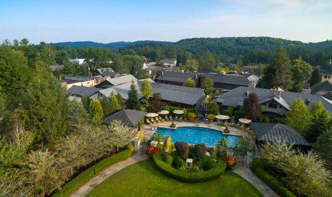 Old Edwards Inn & Spa Exterior