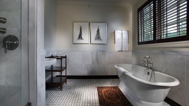 <b>Old Edwards Inn & Spa Room</b>. Images powered by <a href="https://www.leonardoworldwide.com/" title="Leonardo Worldwide" target="_blank">Leonardo</a>.