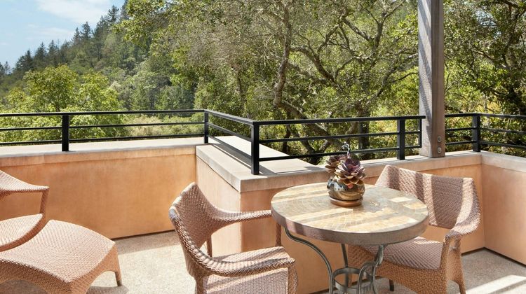 Auberge du Soleil Room