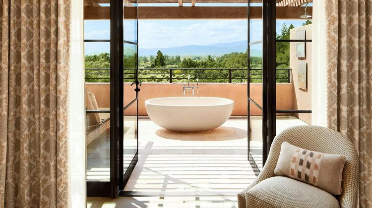 Auberge du Soleil Room