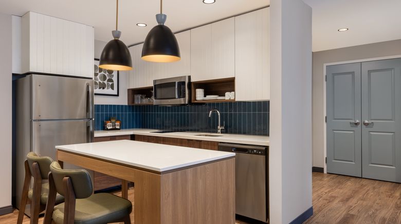<b>Staybridge Suites Kincardine Sout Suite</b>. Images powered by <a href="https://www.leonardoworldwide.com/" title="Leonardo Worldwide" target="_blank">Leonardo</a>.