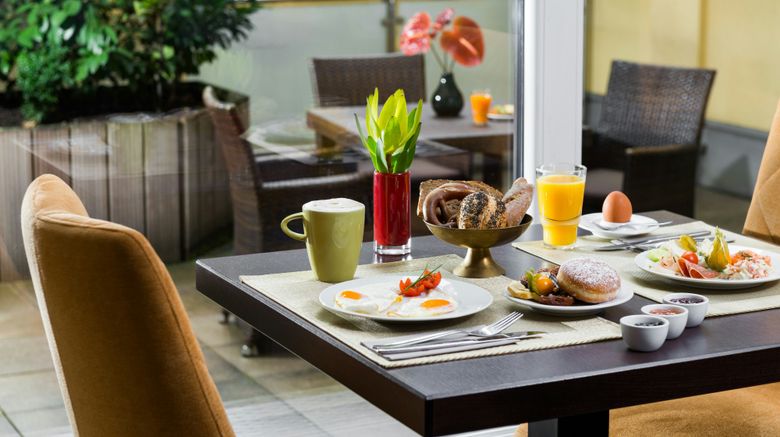 <b>Leonardo Hotel Munich City Center Restaurant</b>. Images powered by <a href="https://www.leonardoworldwide.com/" title="Leonardo Worldwide" target="_blank">Leonardo</a>.