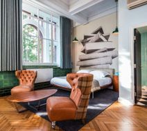 Heathcote Hotel Room