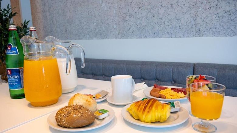 <b>Park Hotel Porto Aeroporto Restaurant</b>. Images powered by <a href="https://www.leonardoworldwide.com/" title="Leonardo Worldwide" target="_blank">Leonardo</a>.