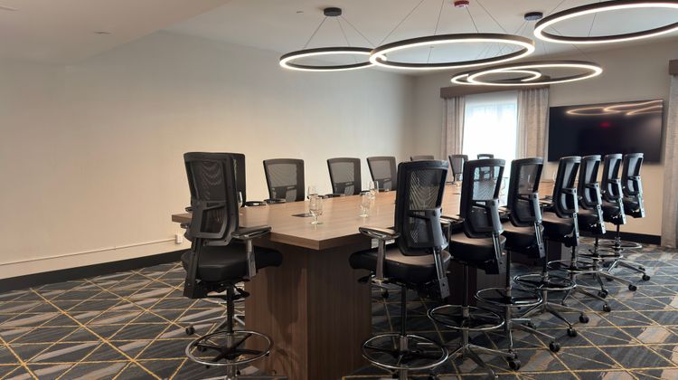 Holiday Inn Midland Meeting