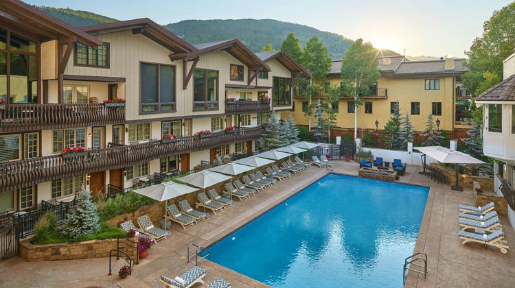 The Lodge at Vail Pool
