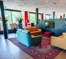 Bastion Hotel Rotterdam-Rhoon Lobby