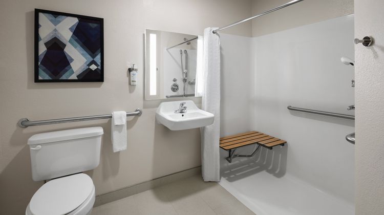 Candlewood Suites Williamsport Room