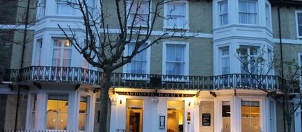 Andover House Hotel Exterior
