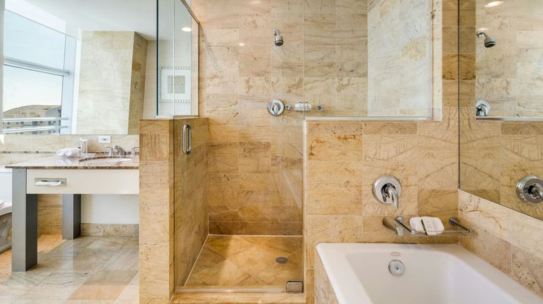 <b>Brickell Arch, a Luxury Collection Hotel Room</b>. Images powered by <a href="https://www.leonardoworldwide.com/" title="Leonardo Worldwide" target="_blank">Leonardo</a>.