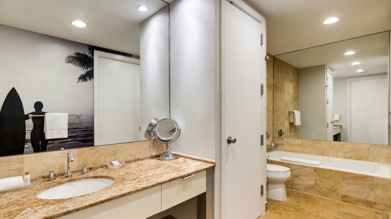 <b>Brickell Arch, a Luxury Collection Hotel Room</b>. Images powered by <a href="https://www.leonardoworldwide.com/" title="Leonardo Worldwide" target="_blank">Leonardo</a>.