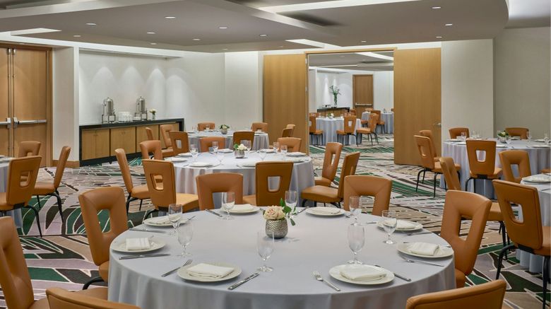 <b>Brickell Arch, a Luxury Collection Hotel Meeting</b>. Images powered by <a href="https://www.leonardoworldwide.com/" title="Leonardo Worldwide" target="_blank">Leonardo</a>.