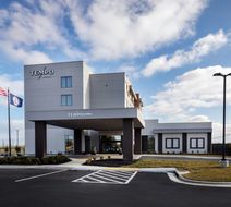 Tempo by Hilton Manassas Exterior
