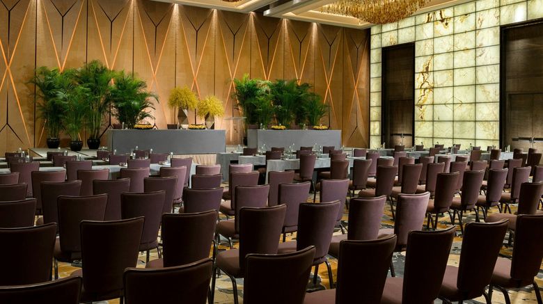 <b>Four Seasons Hotel Guangzhou Ballroom</b>. Images powered by <a href="https://www.leonardoworldwide.com/" title="Leonardo Worldwide" target="_blank">Leonardo</a>.